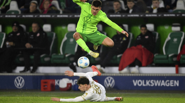 "Vukovi" preokrenuli Majnc u 94', remi Frajburga i Hofenhajma VIDEO