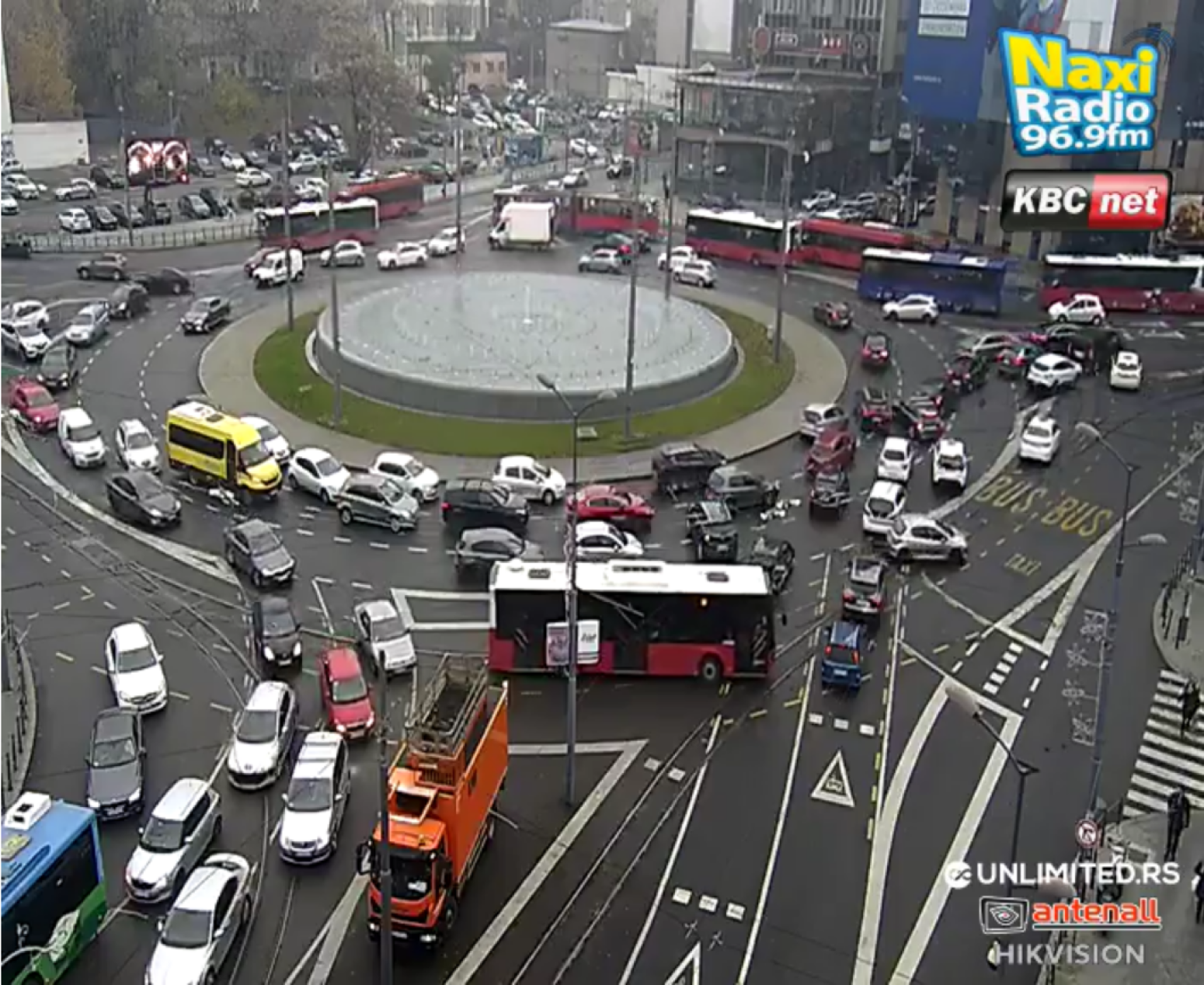 Potpuni kolaps: Beograđani, naoružajte se strpljenjem; U ovim delovima grada sve stoji FOTO