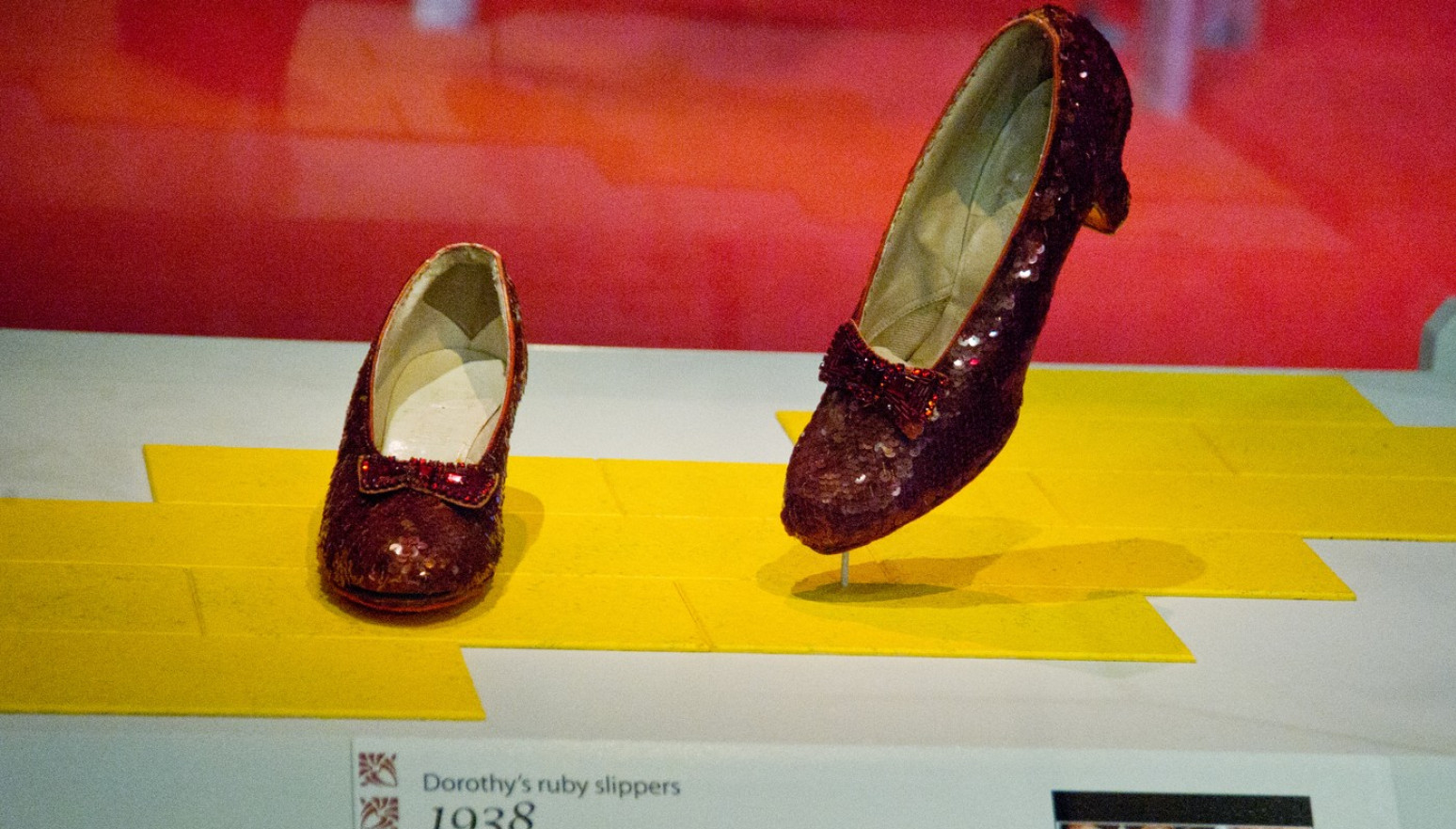 Cipele iz filma "Čarobnjak iz Oza" postale "sveti gral suvenira" FOTO/VIDEO