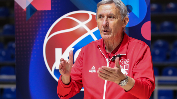 Pešić: "Ako pomisliš da si genije, onda si budala" VIDEO