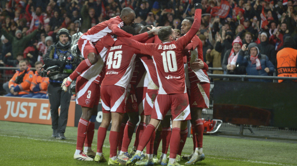 Brestova bajka traje – srušen Zvezdin rival; Nova katastrofa Lajpciga