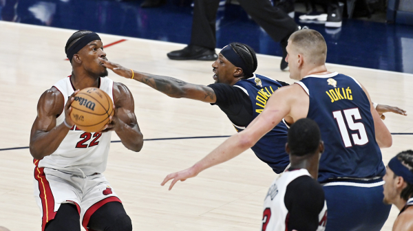 "Džimi Batler treba da ode kod Jokića – podigli bi trofej"