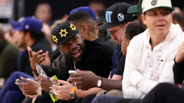 Razjarena grupa napala Mejvedera zbog Izraela: "Ponosan sam jer podržavam Jevreje" VIDEO