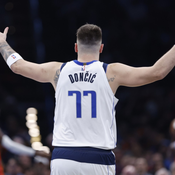 Dončić čuo srpski, pa se oduševio kada je ugledao poznato lice VIDEO