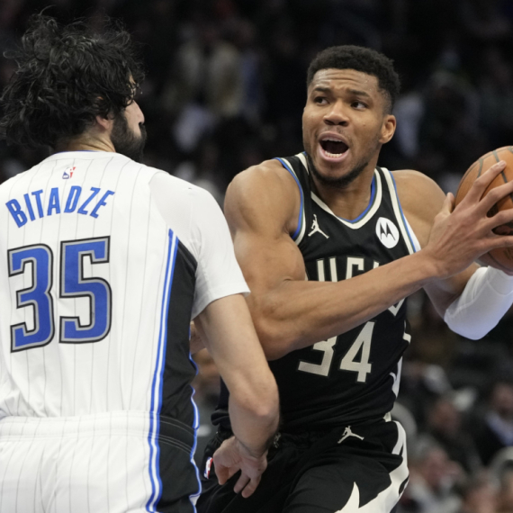 Janis: "Ne kockam se i ne pijem"