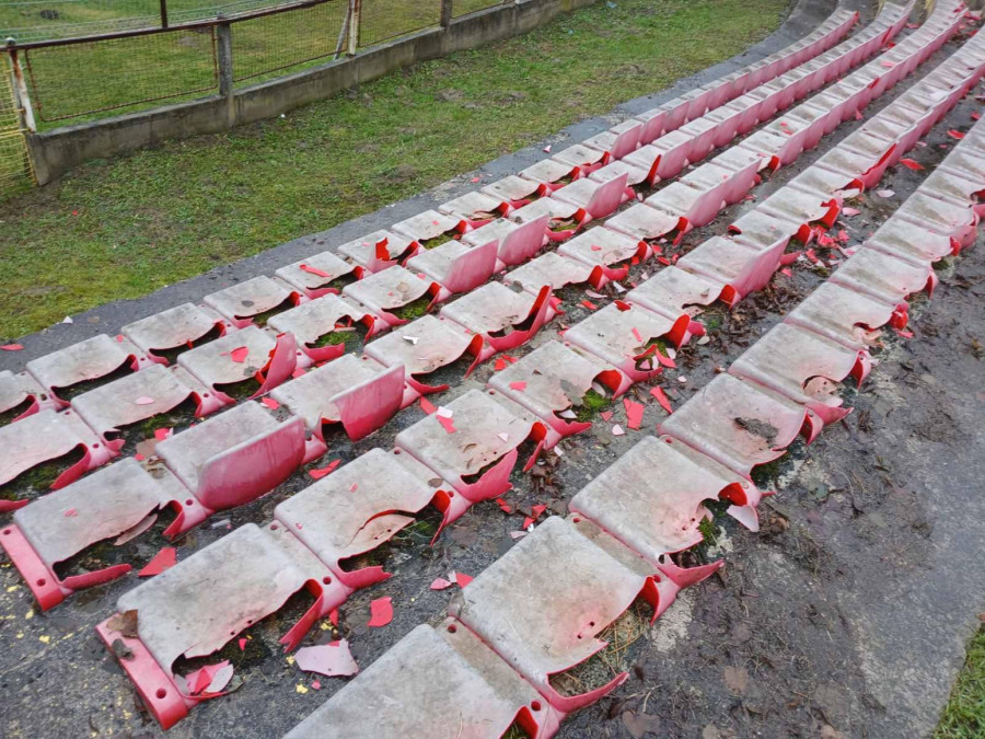 Epilog bruke u Čačku: Smederevci polomili 168 stolica FOTO