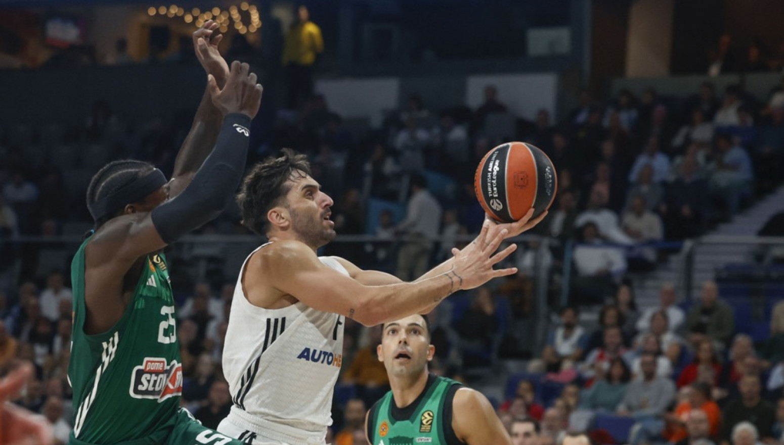 Evroliga kaznila Nana, Grci besni: "Šta je bilo sa Kampacom?"