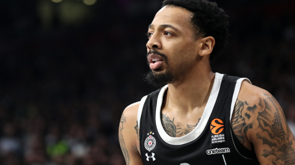 Ovako je Karlik srušio Albu, a onda se desilo nešto neverovatno VIDEO