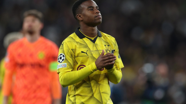 Novi fudbalski skandal – napadaču Dortmunda lažirane godine!