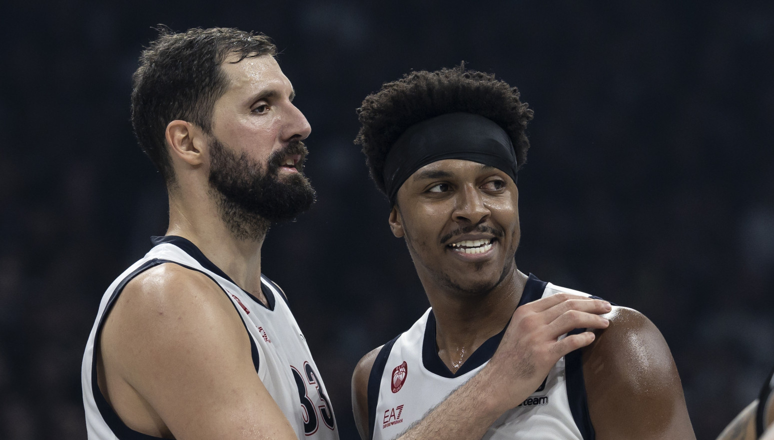 Brutalna partija Zeka Ledeja – Olimpija srušila Barselonu i nastavila niz!