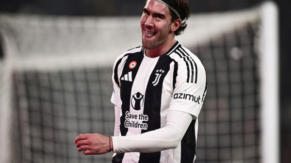 Vlahović i sudija spasli Juve nove "šamarčine" – i to od Stankovićevog "fenjeraša" VIDEO