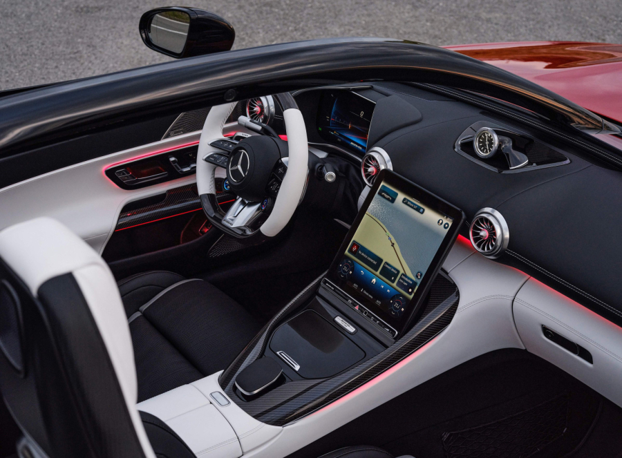 Mercedes-AMG PureSpeed donosi Formulu 1 na puteve FOTO