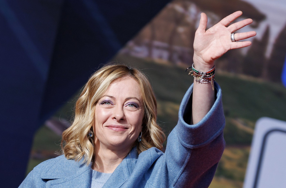 Đorđa Meloni sa Trampom o carinama i hapšenju italijanske novniarke; Okupljeni je dočekali aplauzom