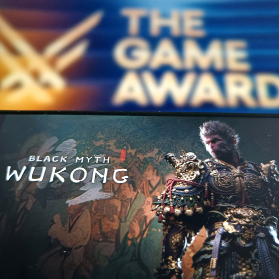 Kinezi se naljutili pa počeli da "bombarduju"