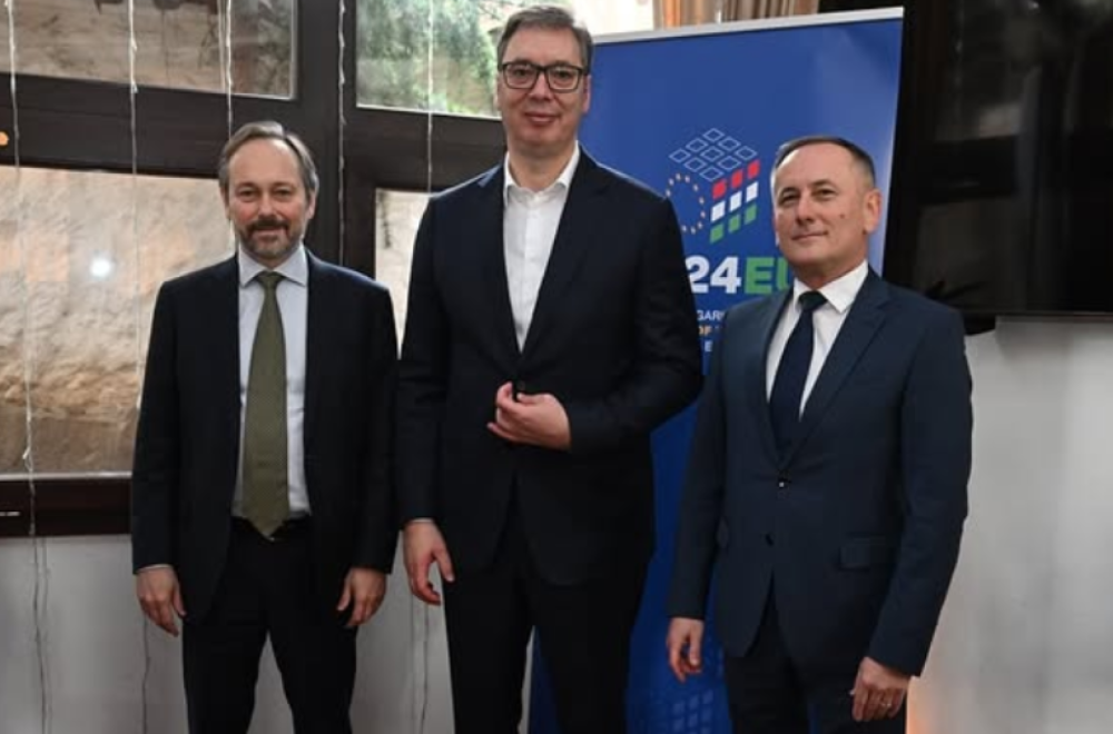 Vučić na ručku sa ambasadorima zemalja EU: "Zahvalan sam Mađarskoj na podršci našoj zemlji na EU putu" FOTO