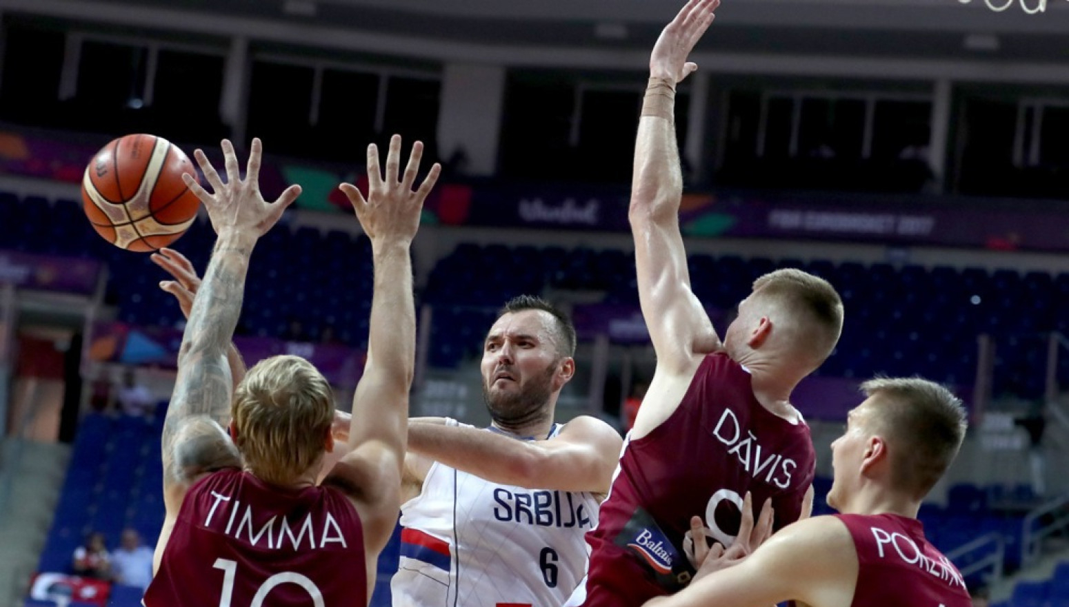 Bertans i Porzingis se oprostili od Time