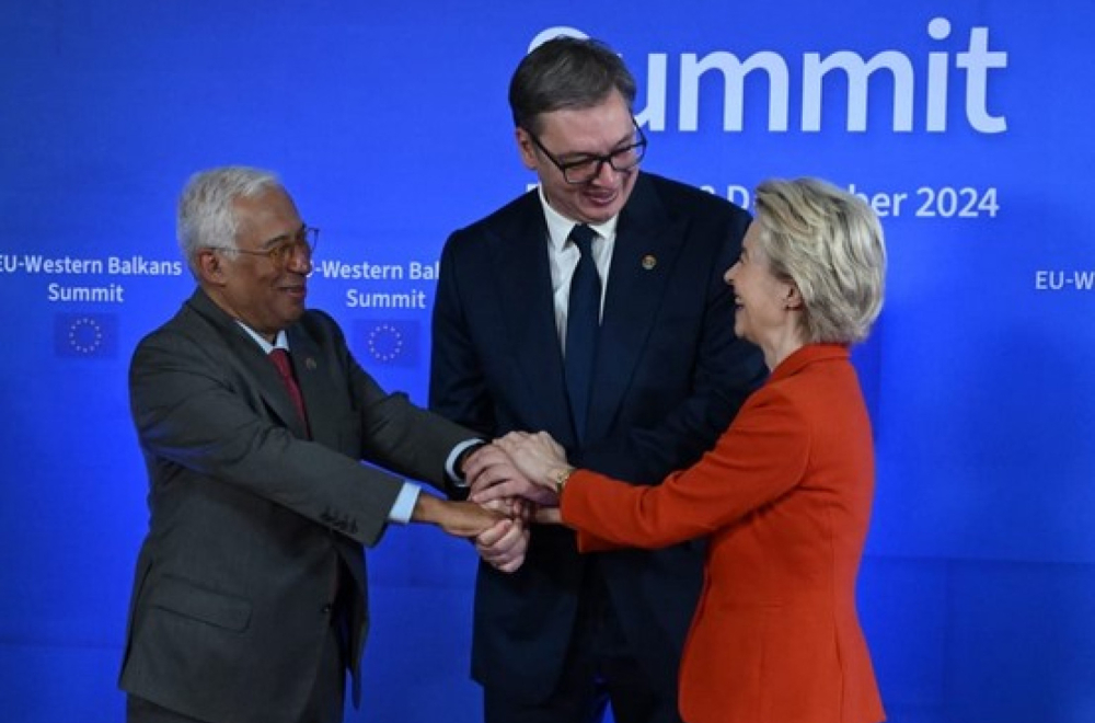 "Odgovaraćemo na neistine koje će neki da izgovaraju; Iskoristiću priliku da se čuje glas Srbije" FOTO