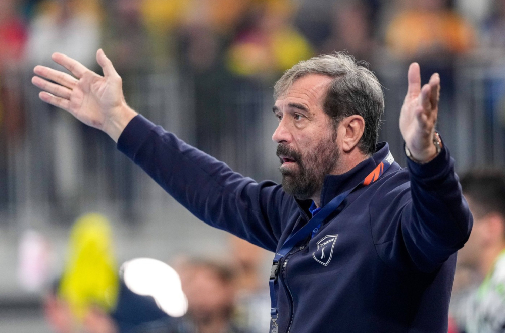 Oglasio se Rukometni savez Srbije: Vujović ruši ugled našem sportu