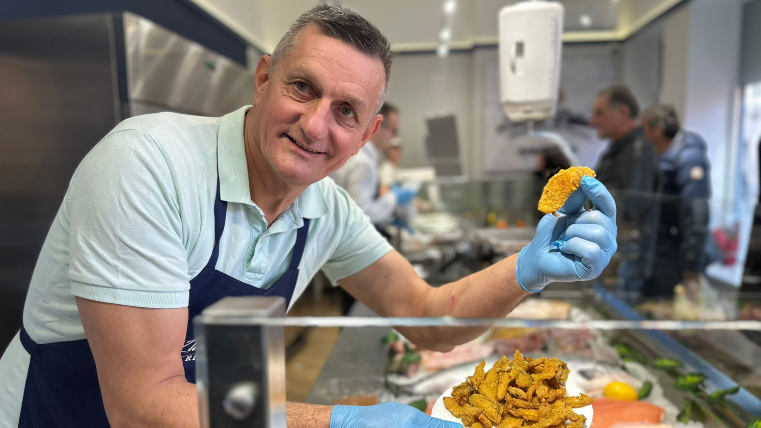 Nesvakidašnji posni delikates, Čačani oduševljeni: Sve se rasprodalo pred slavu FOTO