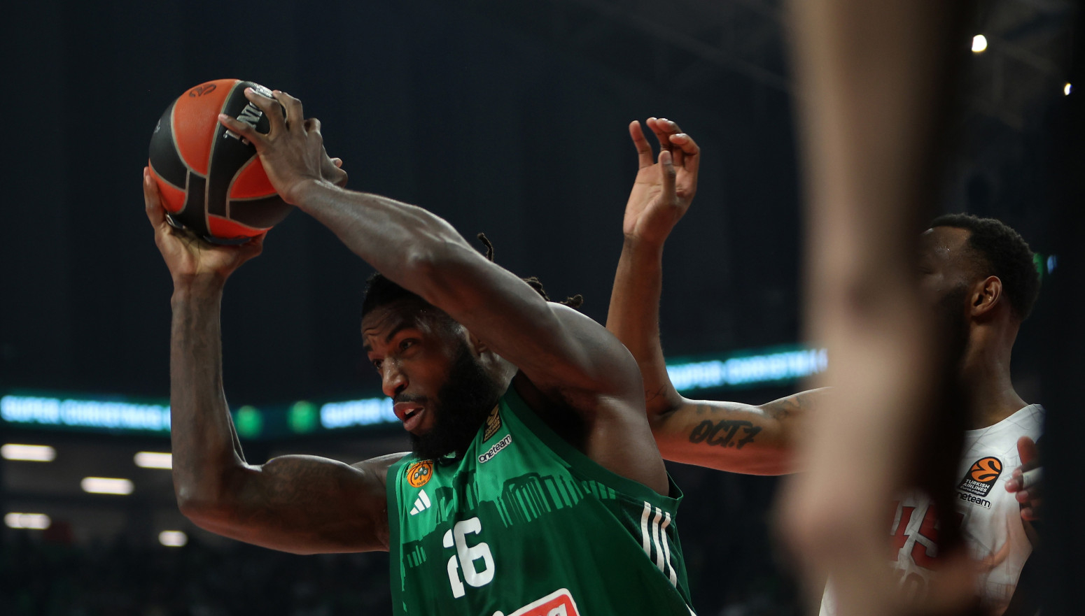 PAO razbio Baskoniju, ali po koju cenu?