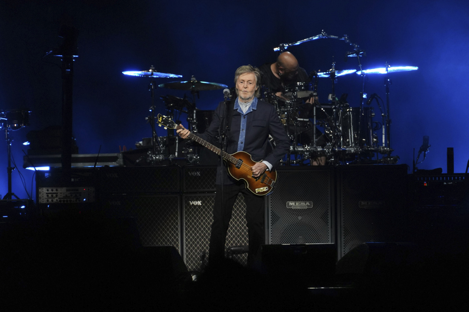 Bitlsi ponovo na sceni: Publika u potpunom transu FOTO/VIDEO