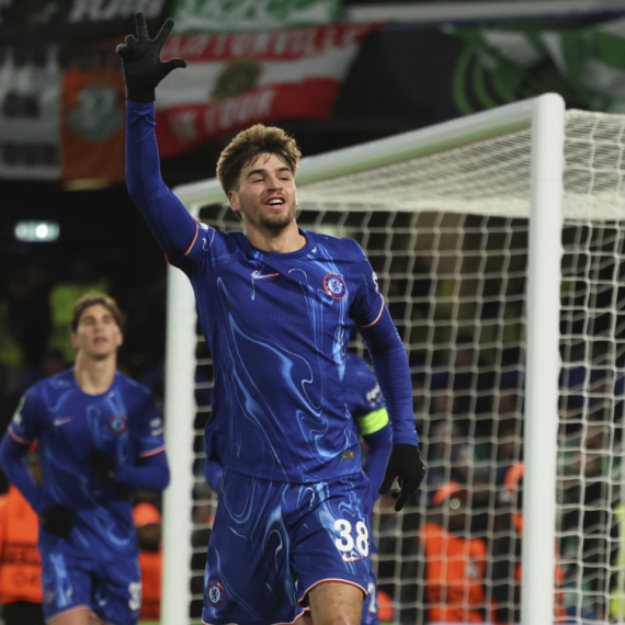 "Kako ga je Barselona pustila?" Het-trik za 20 minuta, prvi strelac LK, a još je tinejdžer