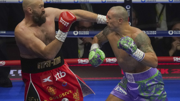 Usik odbranio titulu protiv Fjurija – mnogo ostalo mašti na volju, nokaut večeri pre borbe VIDEO