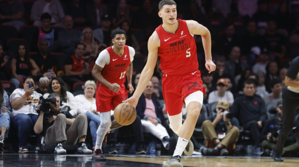 Jović skroman – Majami od +22 do totalnog kolapsa VIDEO