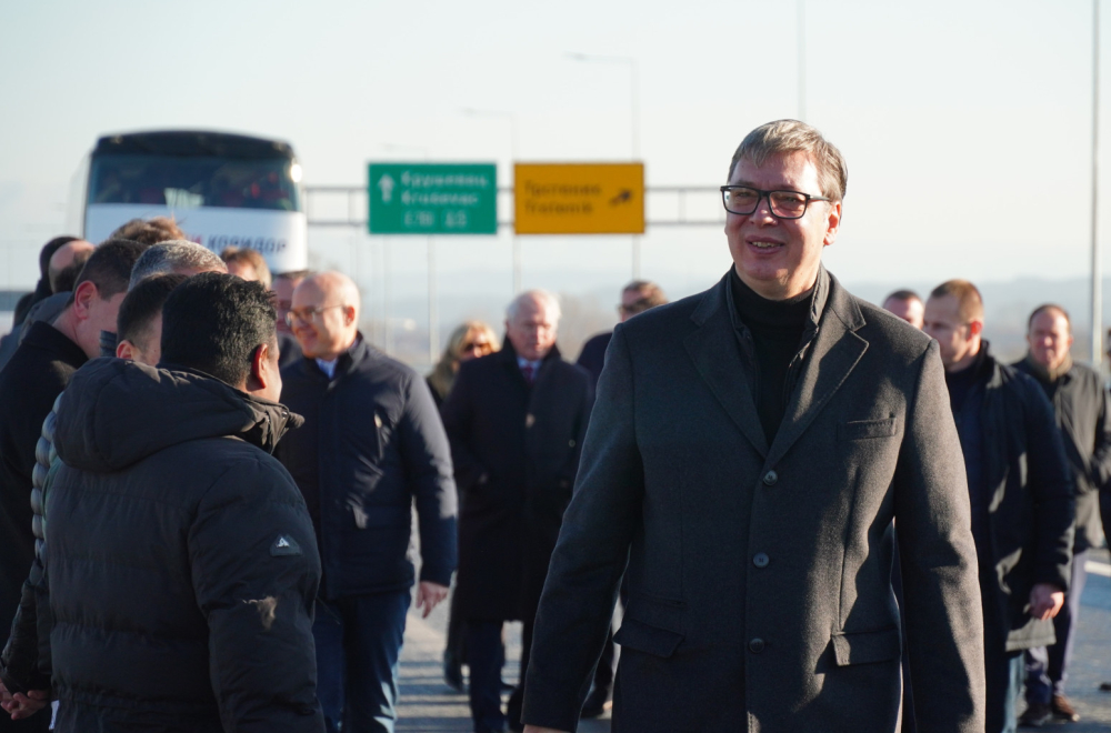 Vučić otvorio deonicu auto-puta: "Od Kruševca do Vrnjačke Banje za 15 minuta" FOTO