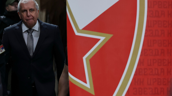 ŽOC na meti navijača Zvezde – "doleteo" tvrd predmet