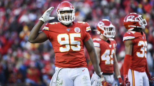 Udarac za Kanzas: Povređen Džons