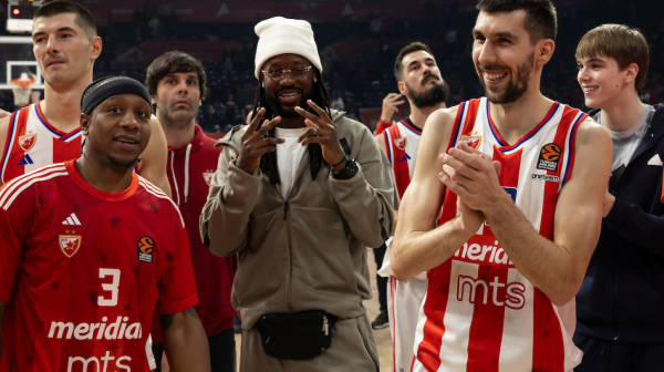 Oglasio se Džon Braun: Poslao emotivnu poruku nakon debija za Zvezdu VIDEO