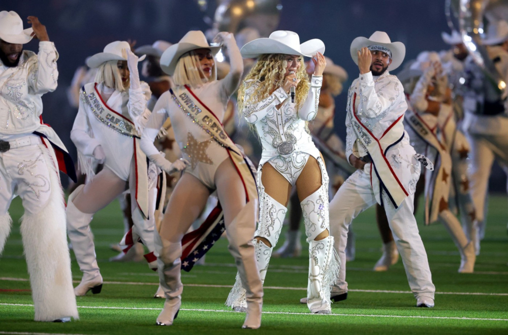 Tajanstvena objava pevačice izludela fanove: Svi pokušavaju da odgonetnu poruku VIDEO