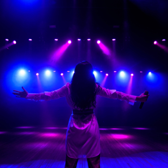 Albanska predstavnica na Evroviziji razbesnela Srbe FOTO/VIDEO