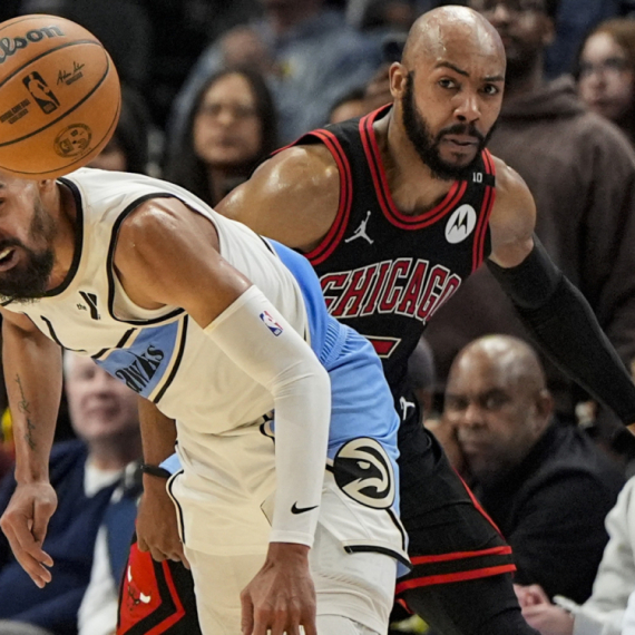 Gubili 21 razlike, pa ubacili 50 u četvrtini – Atlanta bez Bogdanovića srušila Čikago