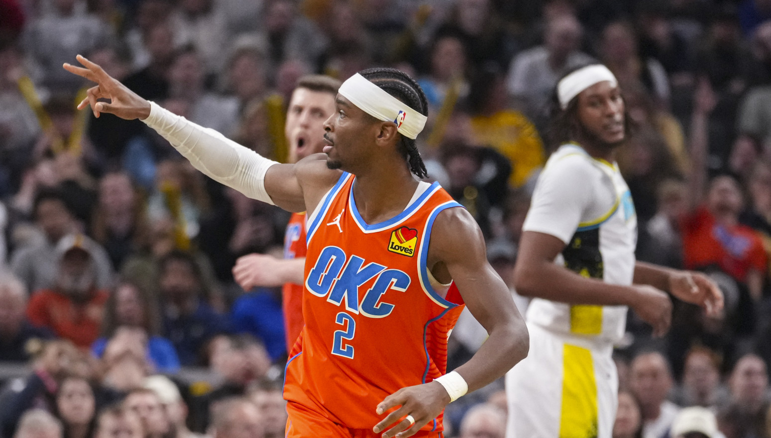 Šej "izrešetao" Indijanu: Ubacio im 45 poena! VIDEO