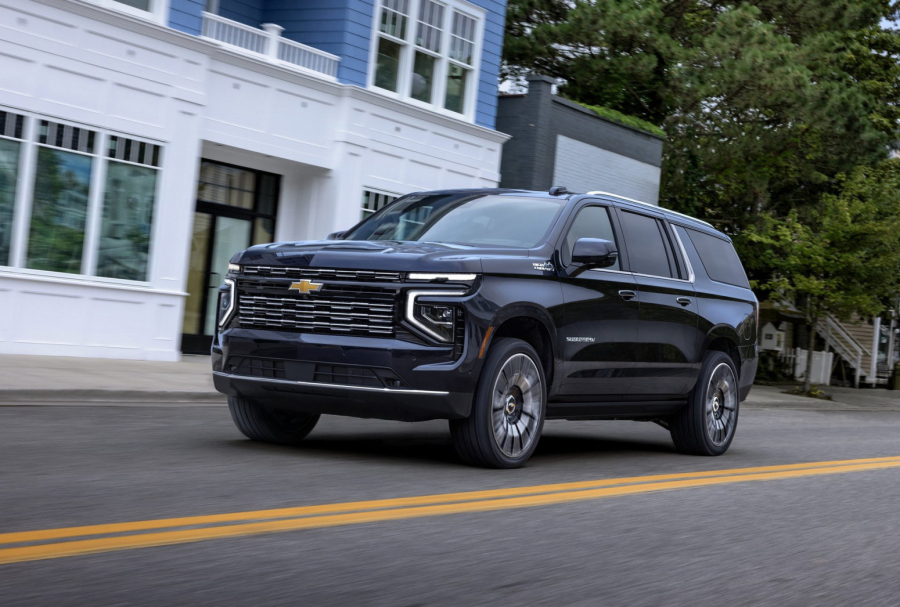 Tri auto-giganta dala po milion dolara za Trampovu inauguraciju, da li će im to pomoći?