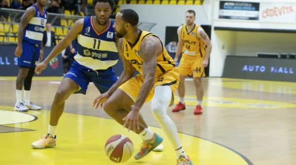 Sjajni Tišma predvodio Split do pobede