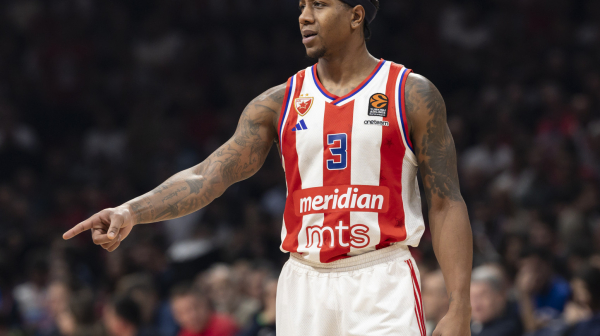 Ajzea Kenan otvoreno o tome kroz šta prolazi: "U mesec dana sam izgubio troje ljudi"