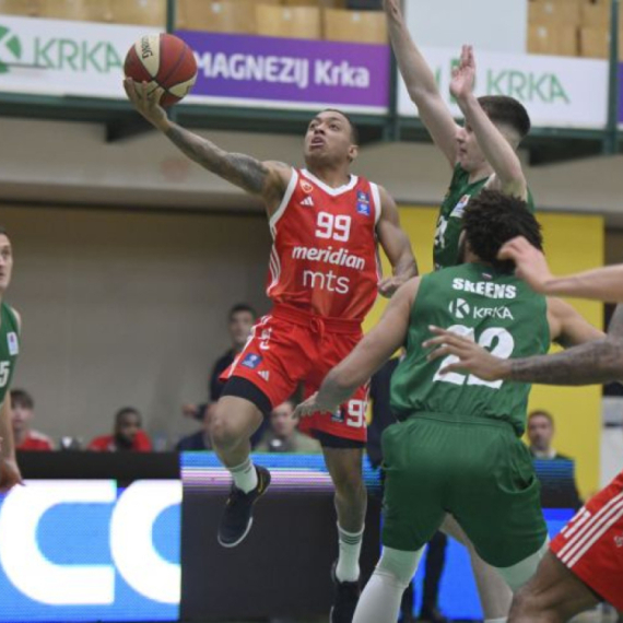 Zvezdina 11. uzastopna pobeda – debi Brauna i koš Kostića za pamćenje VIDEO