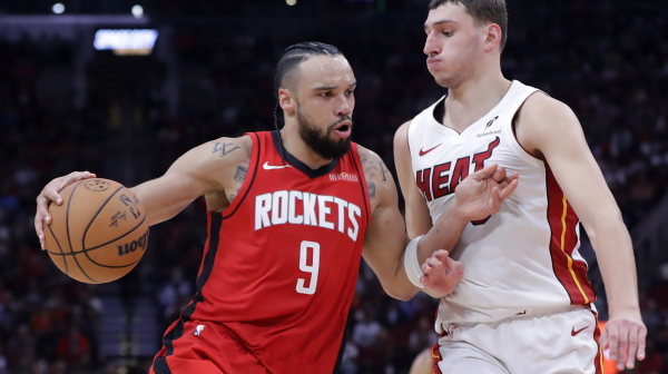 Srbin zablistao u senci nove NBA tuče VIDEO