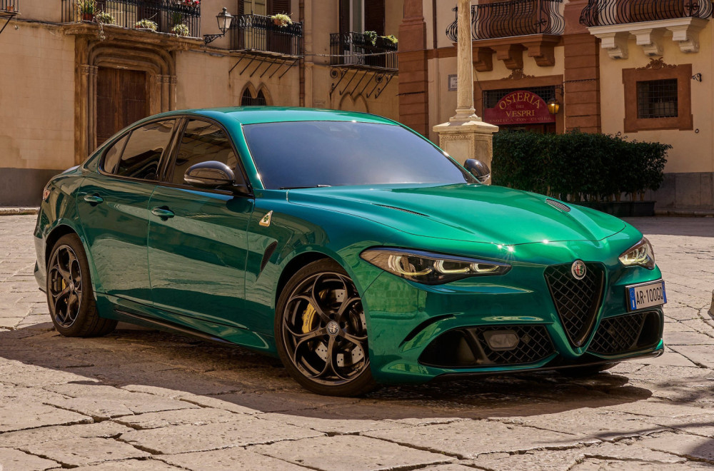 Šef dizajna Stellantisa: Kupci ponovo žele limuzine