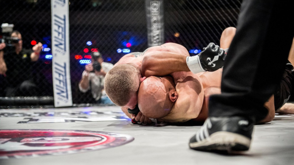 Ovo je najgori borac u istoriji MMA VIDEO