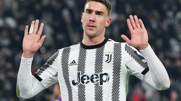 Vlahović je morao da se krsti zbog ovoga VIDEO