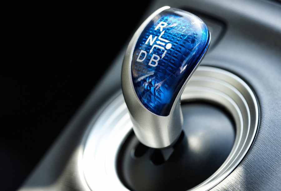 CVT, automatik ili manuelni menjač – koji je najbolji izbor za vaše potrebe?