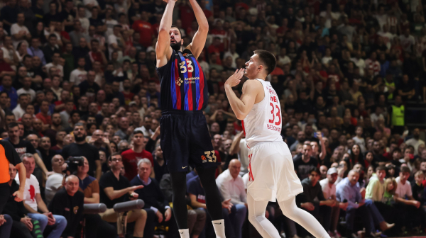 "Ćofi, srećan rođendan, sledeći put napravi faul" VIDEO