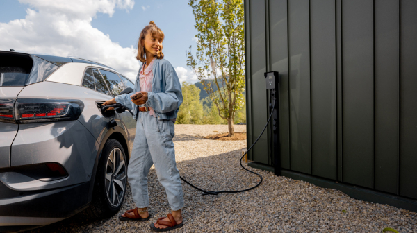 Rekordna godina za električne automobile: Pogledajte gde ih kupuju najviše
