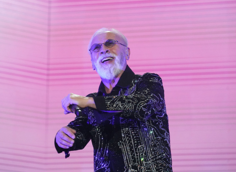 Dino Merlin se odriče albuma na kom su pesme o ratu: Tvrdi da je obmanut