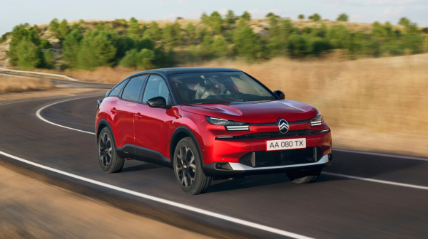 Novi Citroen C4: Nije Monti Pajton, ali će biti "nešto potpuno drugačije"