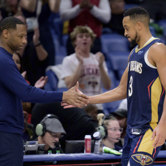 Rekord karijere Mekoluma – 50 poena, 10 trojki VIDEO